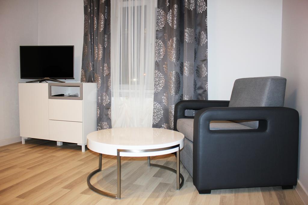 Sky Apartments Рига Экстерьер фото